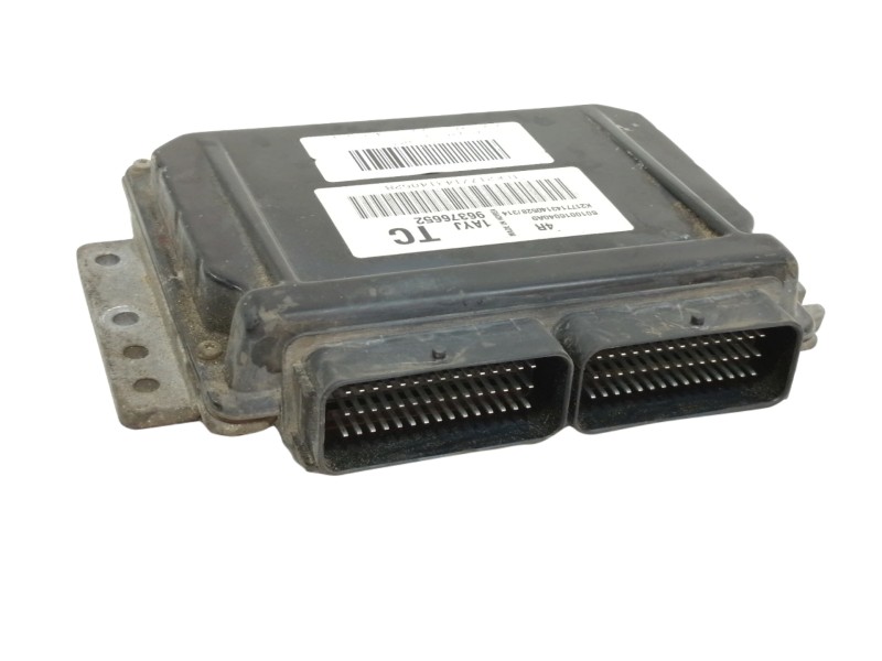 Recambio de centralita motor uce para daewoo kalos 1.2 se referencia OEM IAM 96376652  