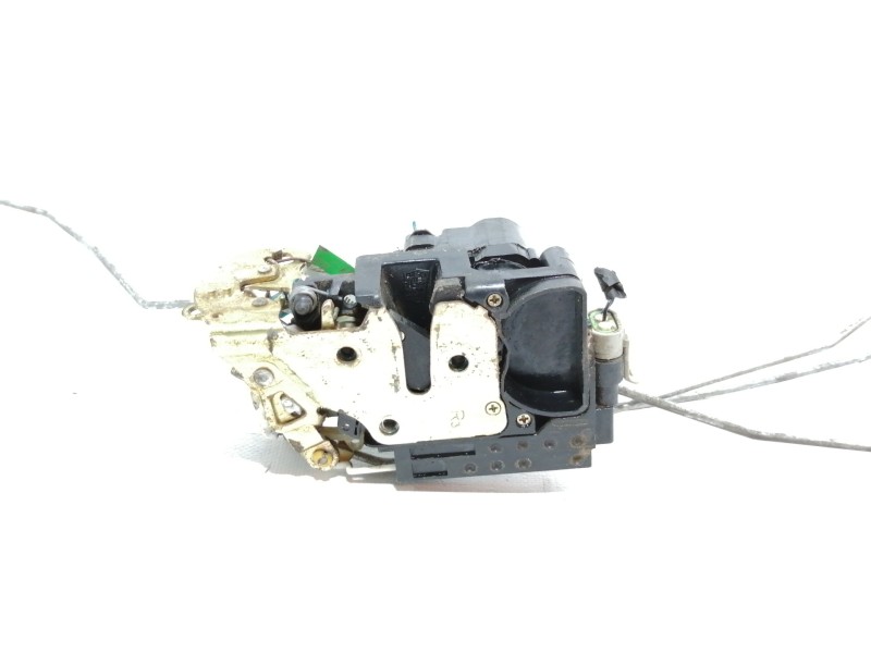 Recambio de cerradura puerta delantera derecha para daewoo kalos 1.2 se referencia OEM IAM   