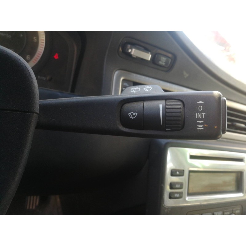 Recambio de mando limpia para volvo xc70 kinetic awd referencia OEM IAM 31275360  