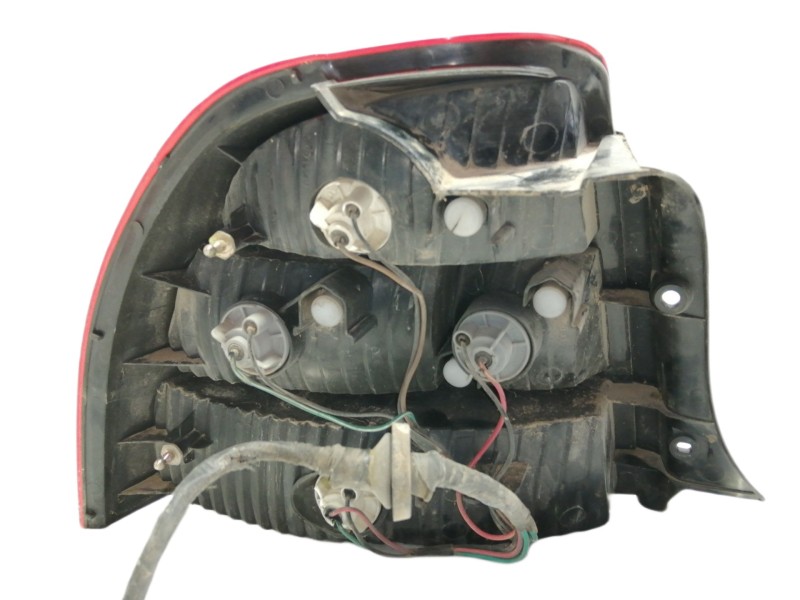 Recambio de piloto trasero derecho para kia shuma 1.5 cat referencia OEM IAM   