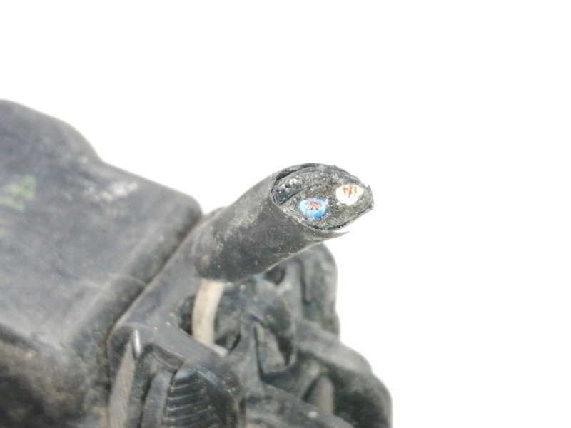 Recambio de cerradura puerta trasera derecha para daewoo kalos 1.2 se referencia OEM IAM   