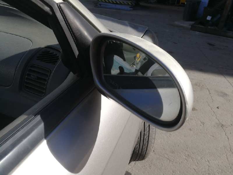 Recambio de retrovisor derecho para kia shuma 1.5 cat referencia OEM IAM   