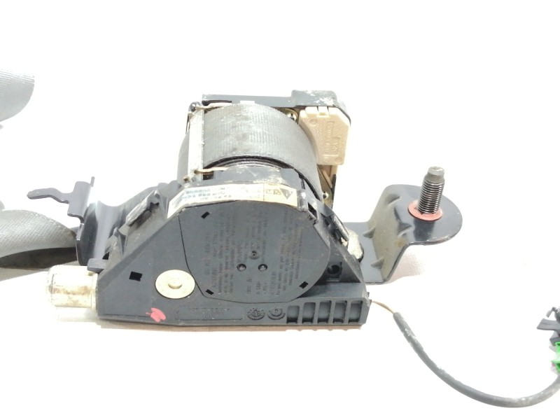 Recambio de cinturon seguridad delantero derecho para daewoo kalos 1.2 se referencia OEM IAM 33003480  
