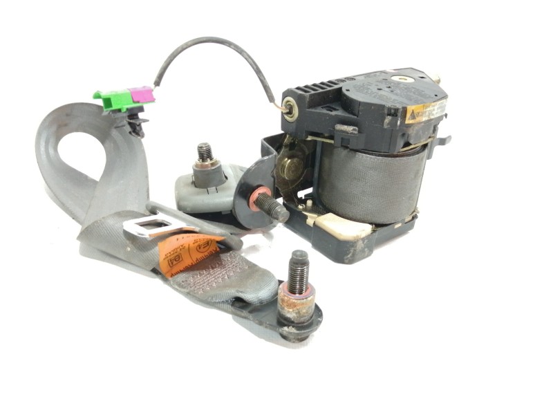 Recambio de cinturon seguridad delantero derecho para daewoo kalos 1.2 se referencia OEM IAM 33003480  