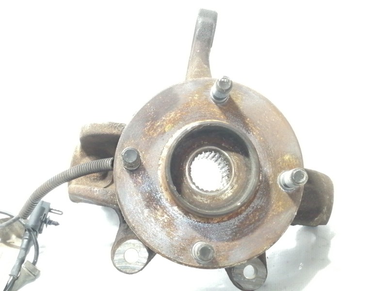 Recambio de mangueta delantera izquierda para ford fiesta (cbk) ghia referencia OEM IAM   