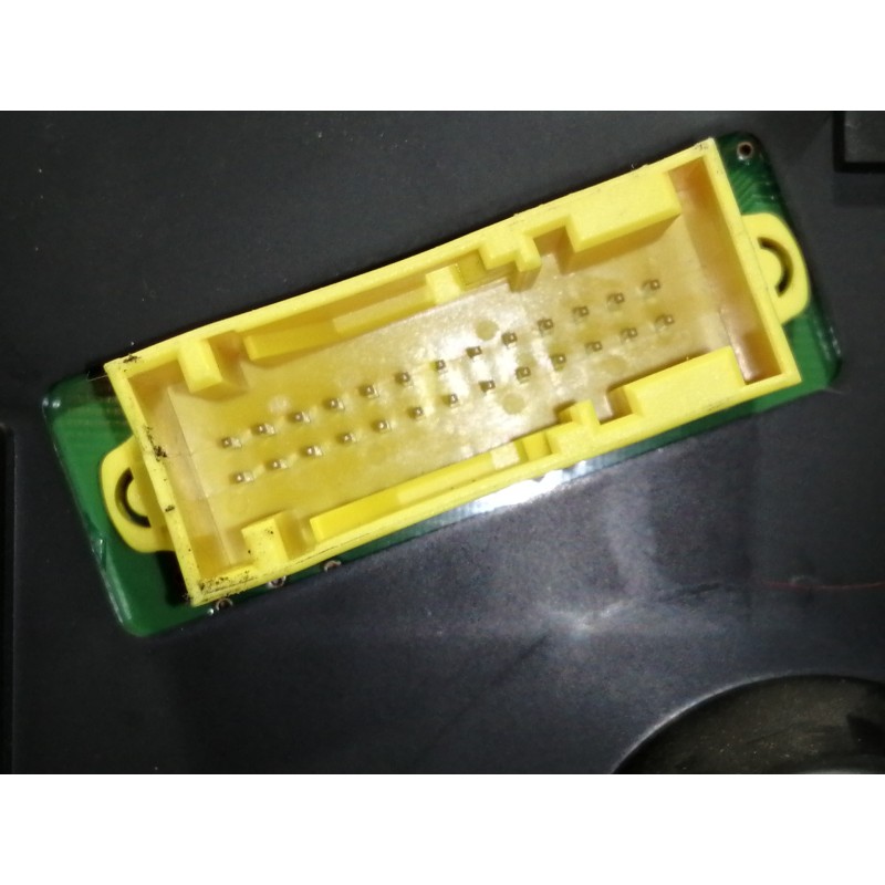 Recambio de cuadro instrumentos para peugeot rcz basis referencia OEM IAM 554001557300  