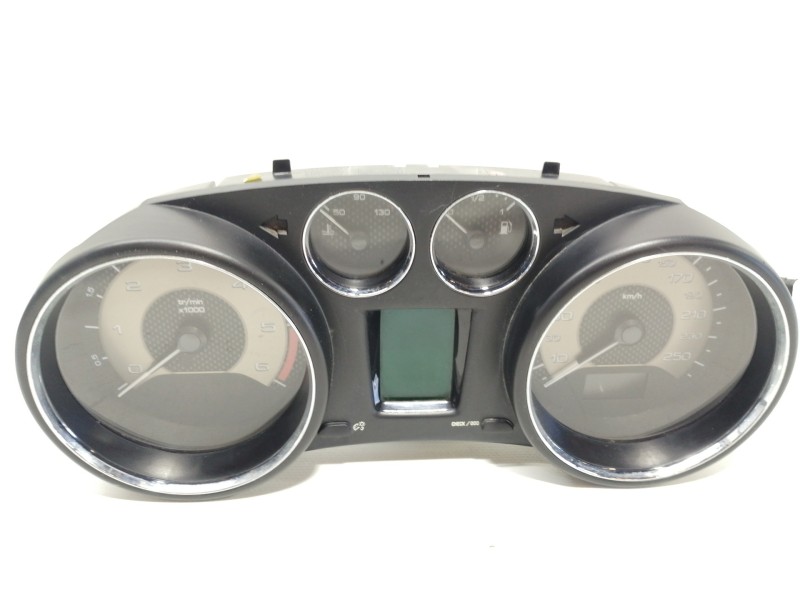 Recambio de cuadro instrumentos para peugeot rcz basis referencia OEM IAM 554001557300  
