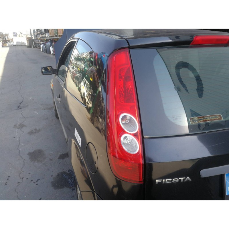 Recambio de piloto trasero izquierdo para ford fiesta (cbk) ghia referencia OEM IAM 6S6113405B  