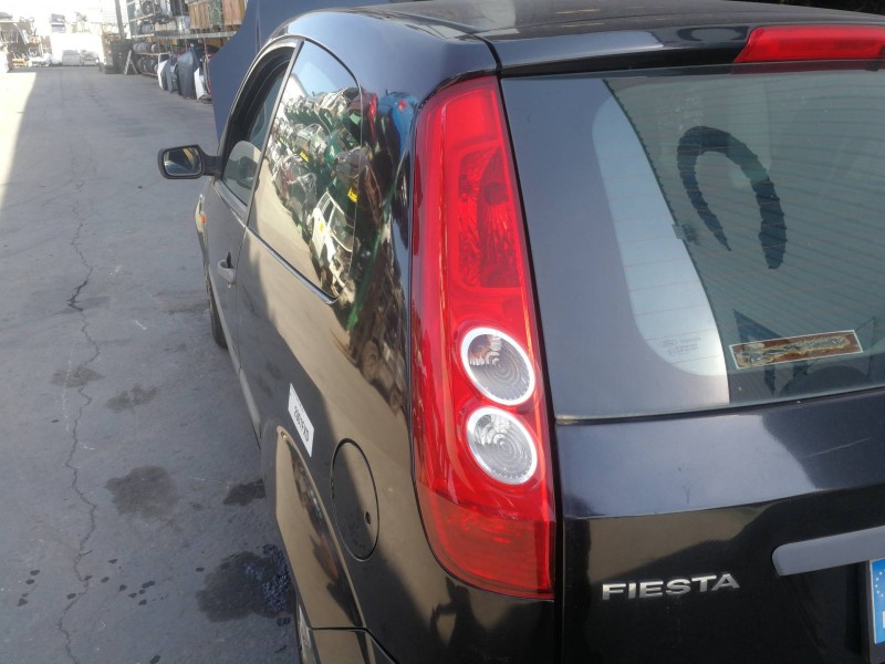 Recambio de piloto trasero izquierdo para ford fiesta (cbk) ghia referencia OEM IAM 6S6113405B  