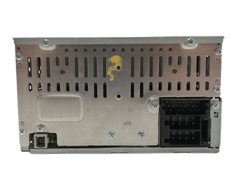 Recambio de sistema audio / radio cd para kia sorento emotion 4wd referencia OEM IAM A200XME 961502P800CA 961502P800AMCA