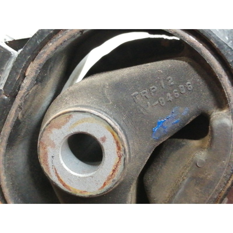 Recambio de soporte motor izquierdo para toyota auris ts referencia OEM IAM 84686  