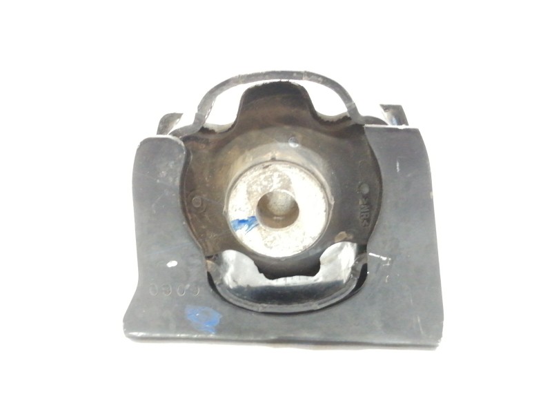 Recambio de soporte motor delantero para toyota auris ts referencia OEM IAM   