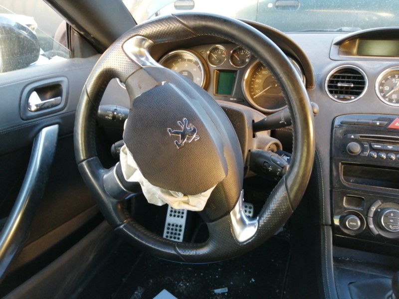 Recambio de volante para peugeot rcz basis referencia OEM IAM 9685585177  