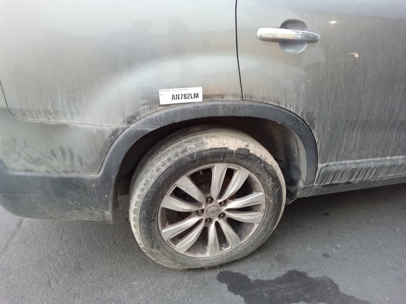 Recambio de aletin trasero derecho para kia sorento emotion 4wd referencia OEM IAM 877432P000 877422P000 