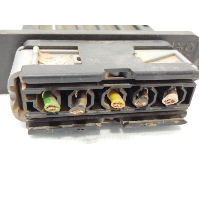 Recambio de resistencia calefaccion para hyundai ix35 comfort 2wd referencia OEM IAM 710260390100 U035911T304 