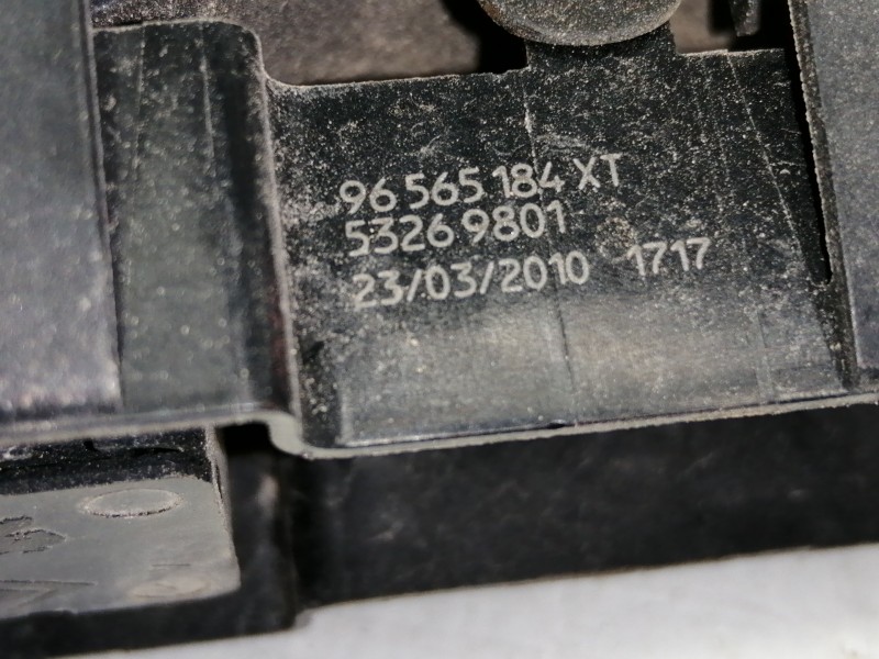 Recambio de mando elevalunas delantero derecho para peugeot rcz basis referencia OEM IAM 96565184XT 96565184 