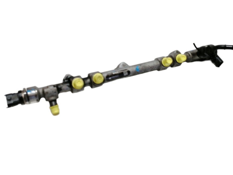 Recambio de rampa inyectora para kia sorento emotion 4wd referencia OEM IAM 314002F000 0445214211 