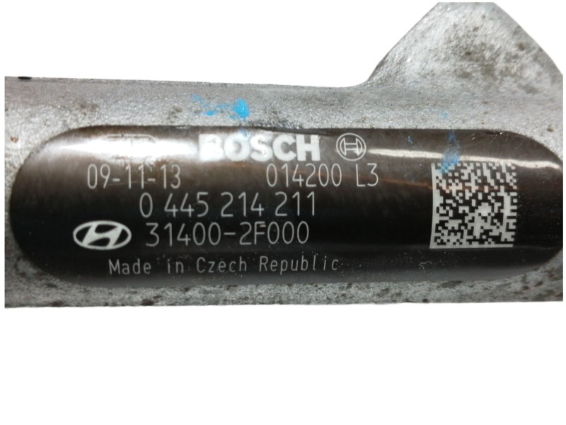 Recambio de rampa inyectora para kia sorento emotion 4wd referencia OEM IAM 314002F000 0445214211 