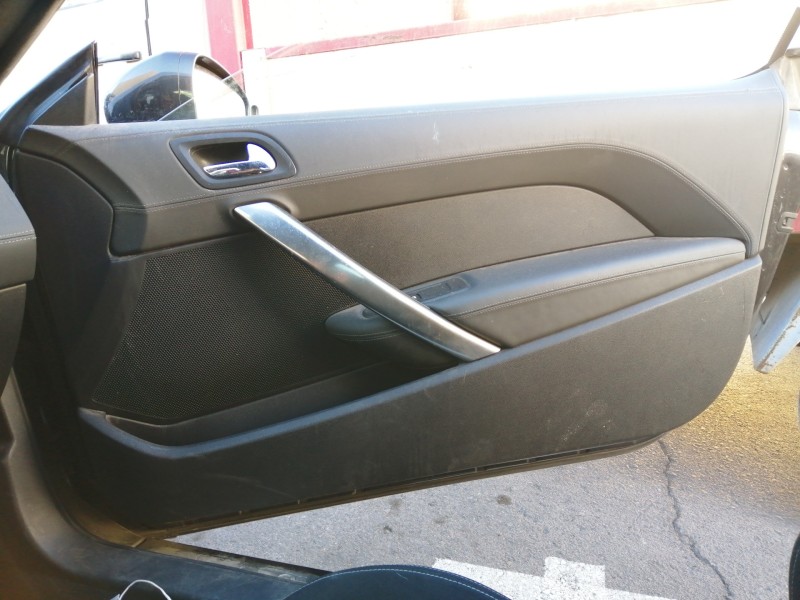 Recambio de guarnecido puerta delantera derecha para peugeot rcz basis referencia OEM IAM YM13301877 YM13301277 YM16600277