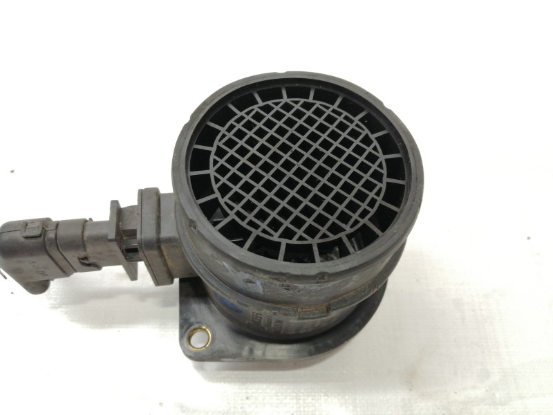 Recambio de caudalimetro para kia carens (un) referencia OEM IAM 9220930006  