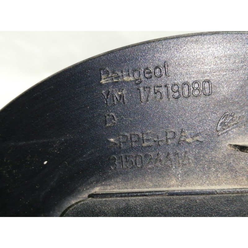 Recambio de tapa exterior combustible para peugeot rcz basis referencia OEM IAM YM17519080 17519080 315024414