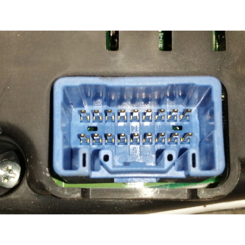 Recambio de cuadro instrumentos para toyota avensis wagon (t25) 2.0 d-4d executive referencia OEM IAM 8380005C00C  