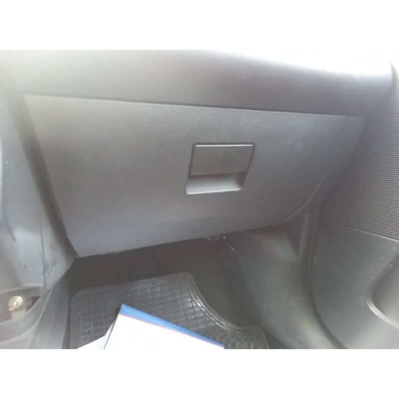 Recambio de guantera para ford fiesta (cbk) ambiente referencia OEM IAM 2S61A06024  