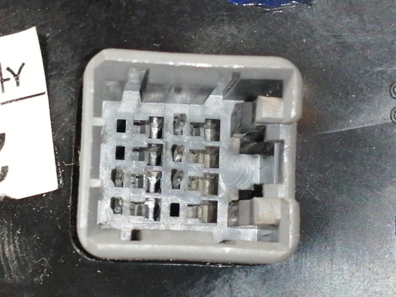 Recambio de retrovisor izquierdo para kia carens (un) referencia OEM IAM 022576  