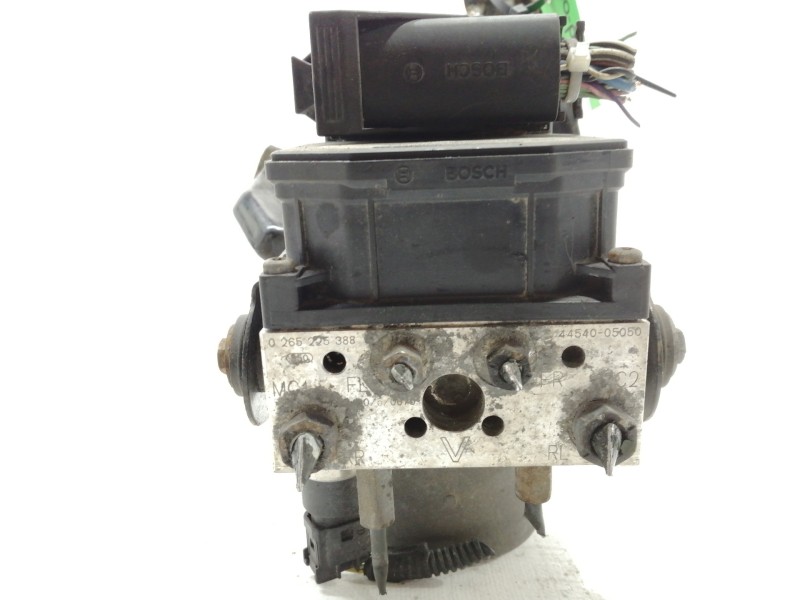 Recambio de abs para toyota avensis wagon (t25) 2.0 d-4d executive referencia OEM IAM 0265225388  