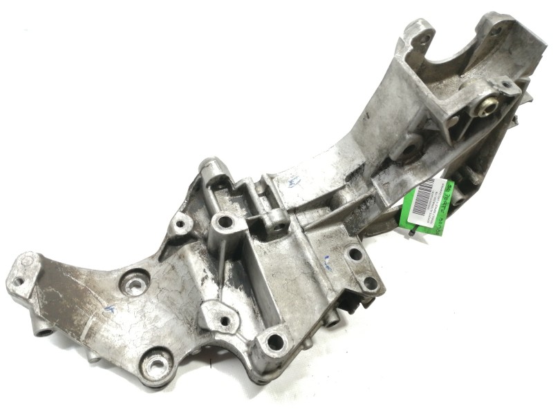 Recambio de soporte alternador para renault espace iv (jk0) dynamique referencia OEM IAM 8200154164  