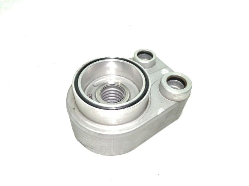 Recambio de enfriador aceite motor para nissan juke (f15) acenta referencia OEM IAM 213059324R  