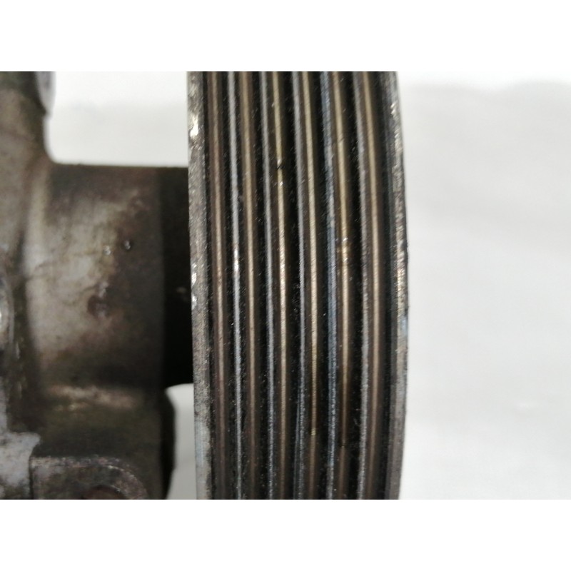 Recambio de bomba direccion para ford fusion (cbk) 1.4 tdci cat referencia OEM IAM 2S6C3A696DC  