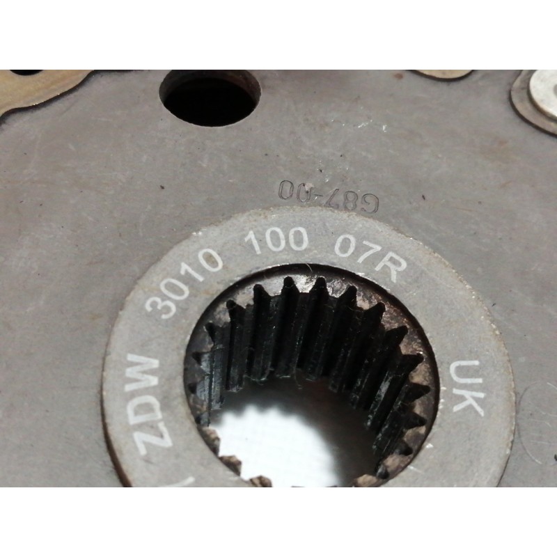 Recambio de kit embrague para nissan juke (f15) acenta referencia OEM IAM 302050418R  