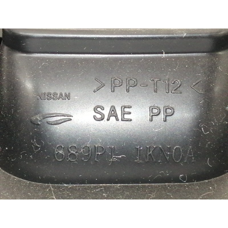 Recambio de guantera para nissan juke (f15) acenta referencia OEM IAM 689P11KN0A  