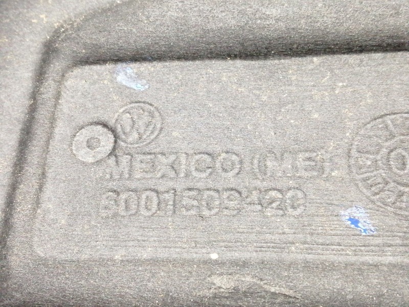 Recambio de bandeja trasera para volkswagen new beetle (9c1/1c1) 1.6 referencia OEM IAM 1C0867769C  