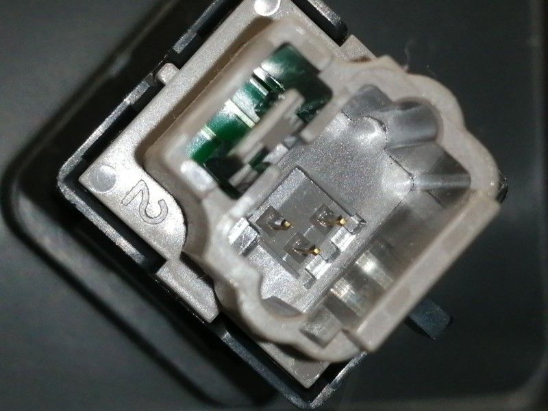 Recambio de guantera para nissan juke (f15) acenta referencia OEM IAM 689P11KN0A  