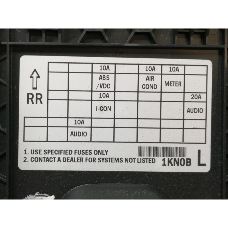 Recambio de guantera para nissan juke (f15) acenta referencia OEM IAM 689P11KN0A  