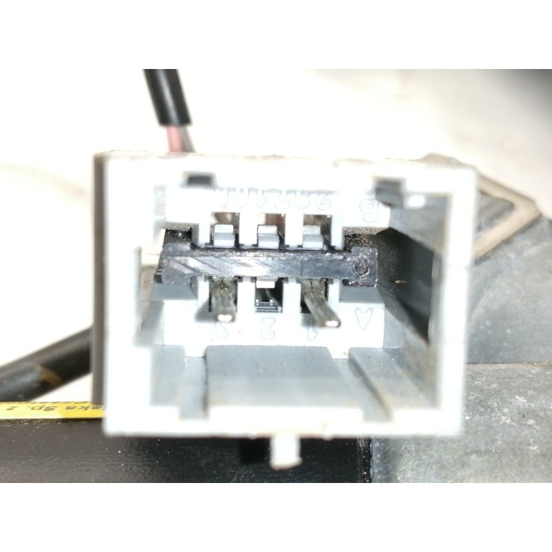 Recambio de pretensor airbag izquierdo para nissan kubistar (x76) premium (l1) referencia OEM IAM 33012420  