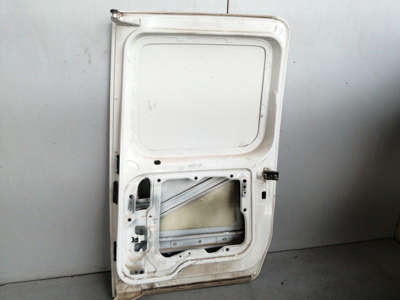 Recambio de puerta lateral corredera derecha para nissan kubistar (x76) premium (l1) referencia OEM IAM   