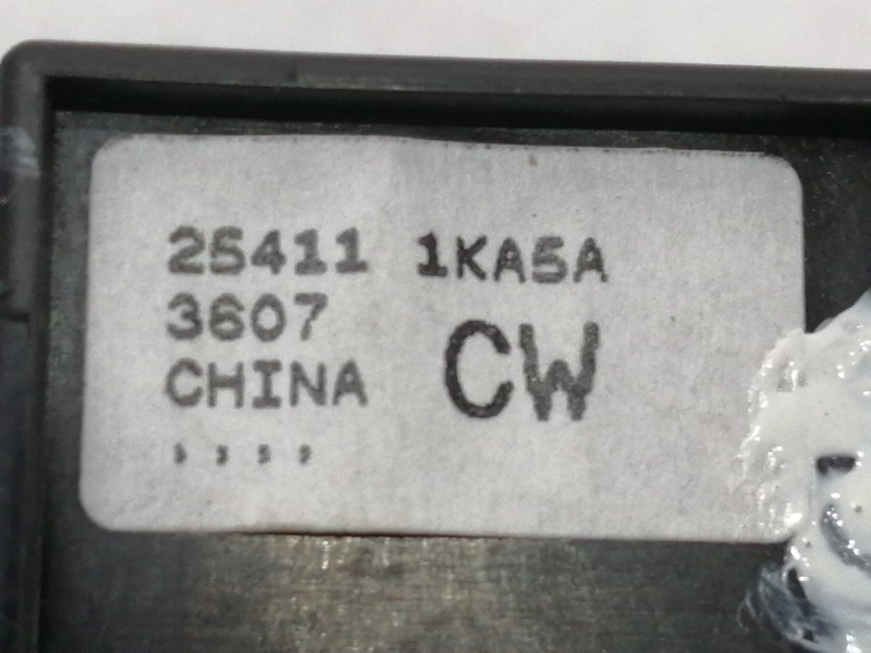 Recambio de mando elevalunas delantero derecho para nissan juke (f15) acenta referencia OEM IAM 254111KA5A  