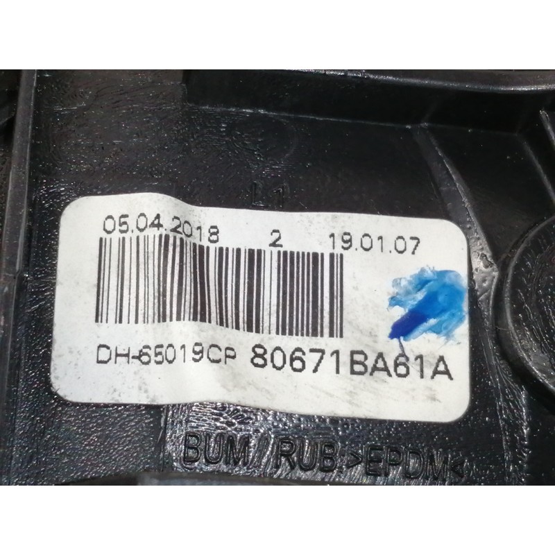Recambio de maneta interior delantera derecha para nissan juke (f15) acenta referencia OEM IAM 80671BA61A  
