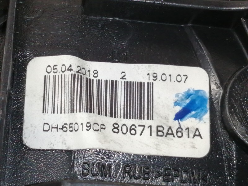 Recambio de maneta interior delantera derecha para nissan juke (f15) acenta referencia OEM IAM 80671BA61A  