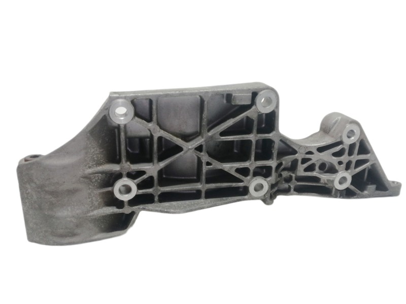 Recambio de soporte alternador para volkswagen new beetle (9c1/1c1) 1.6 referencia OEM IAM 06A903143P  