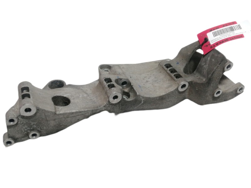 Recambio de soporte alternador para volkswagen new beetle (9c1/1c1) 1.6 referencia OEM IAM 06A903143P  
