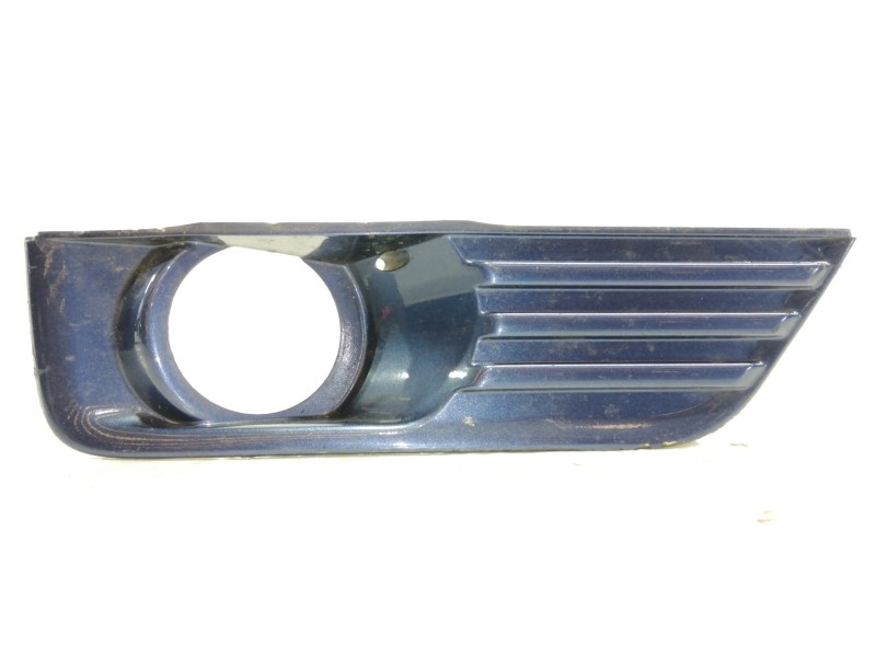 Recambio de rejilla paragolpes izquierda para ford focus berlina (cap) ambiente (d) referencia OEM IAM 4M5119952  