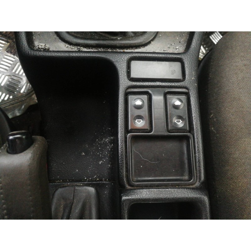 Recambio de mando elevalunas delantero izquierdo para bmw serie 5 berlina (e34) 525tds referencia OEM IAM 1374491  