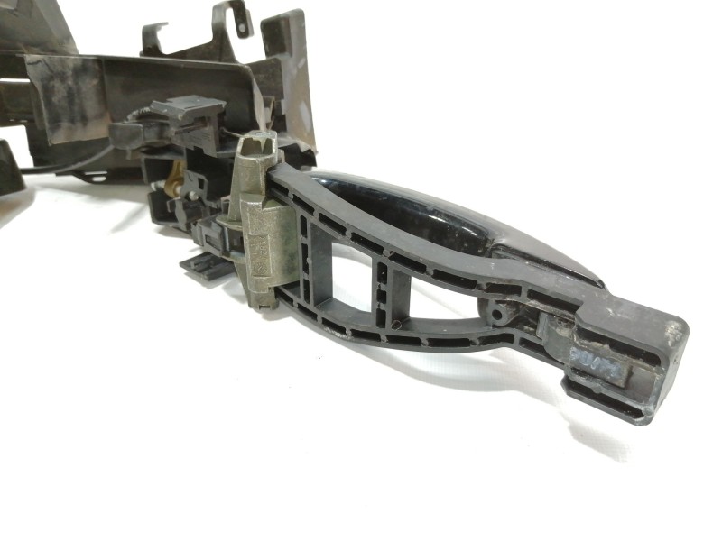 Recambio de cerradura puerta delantera derecha para ford focus berlina (cap) 1.6 cat referencia OEM IAM 24000010013  