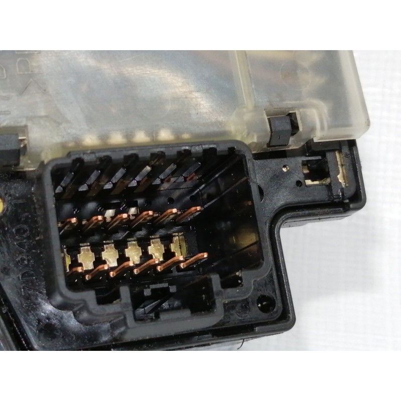 Recambio de mando limpia para ford focus berlina (cap) 1.6 cat referencia OEM IAM 17D940  