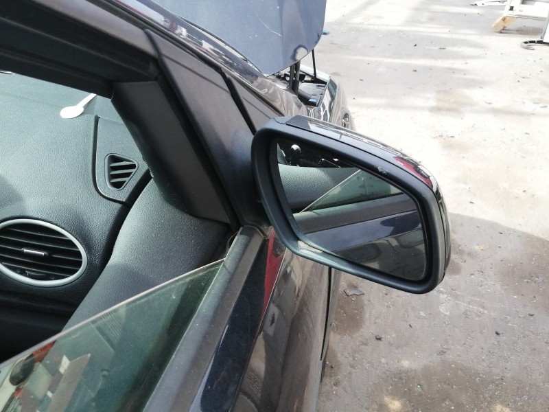Recambio de retrovisor derecho para ford focus berlina (cap) 1.6 cat referencia OEM IAM 014292  