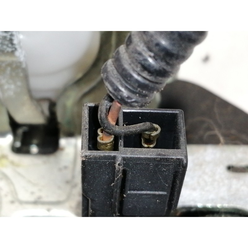 Recambio de cerradura maletero / porton para honda cr-v (re) comfort referencia OEM IAM EUK9361110A GI83866 